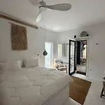 Boho Chic In Mpatsi! Apartment Batsi (Andros)